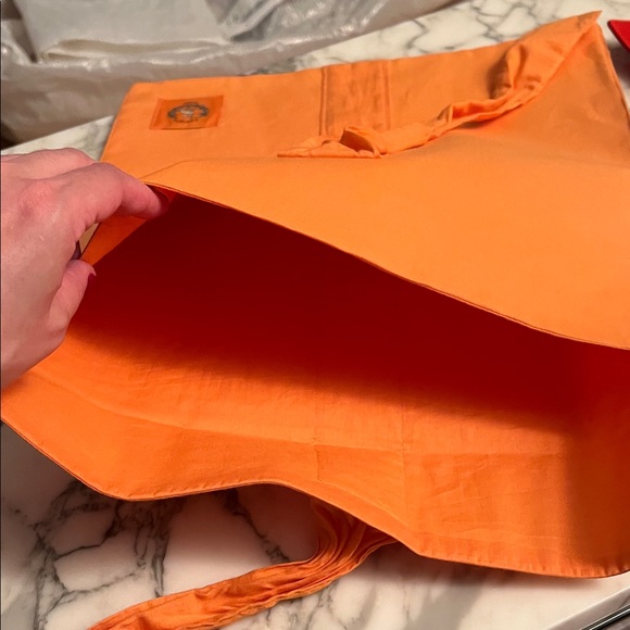 Coniglio Palm Beach Signature Orange Packing Bag with Bow - Picture 7 of 8